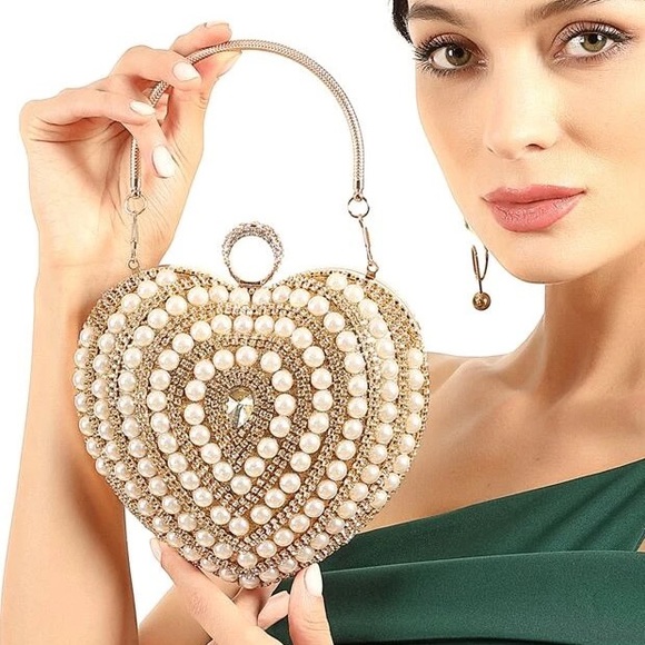 Pearl and Rhinestone Heart Shaped Purse - Picture 7 of 8